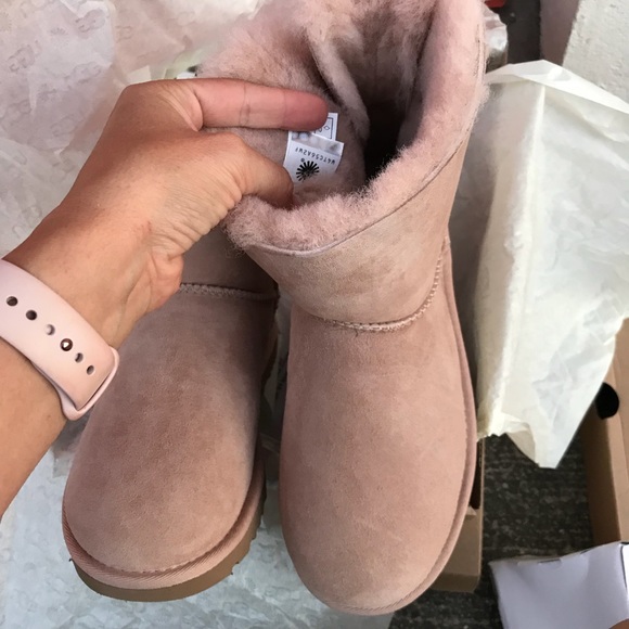 UGG water resistant Bailey bow II ribbon Sz 11 new - Picture 2 of 7